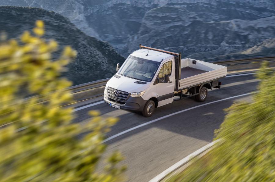 Mercedes-Benz Sprinter 516 CDI Pickup 2018 года  (WW) (фото 4 из 10)